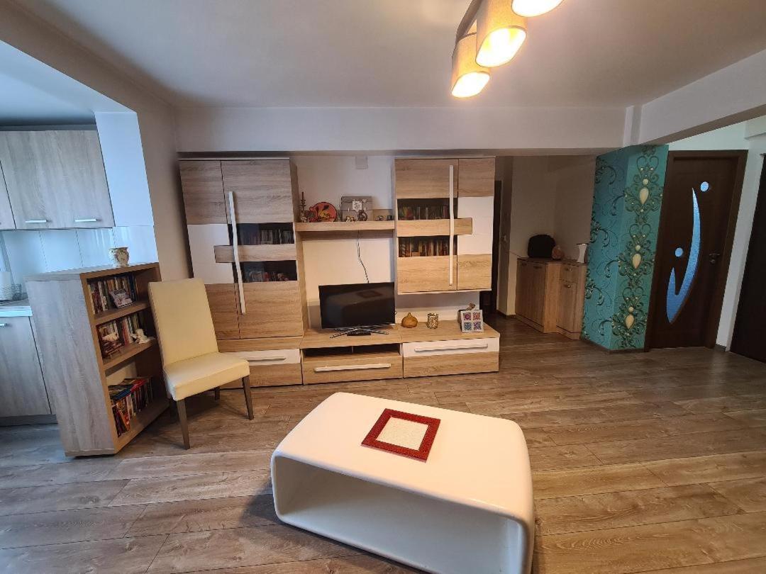 Appartamento Central Cosy Apart Gran Varadino Esterno foto