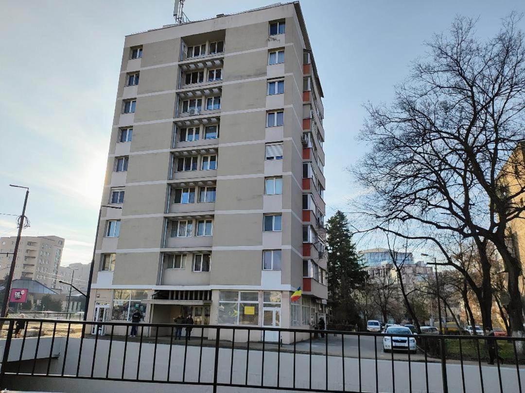 Appartamento Central Cosy Apart Gran Varadino Esterno foto
